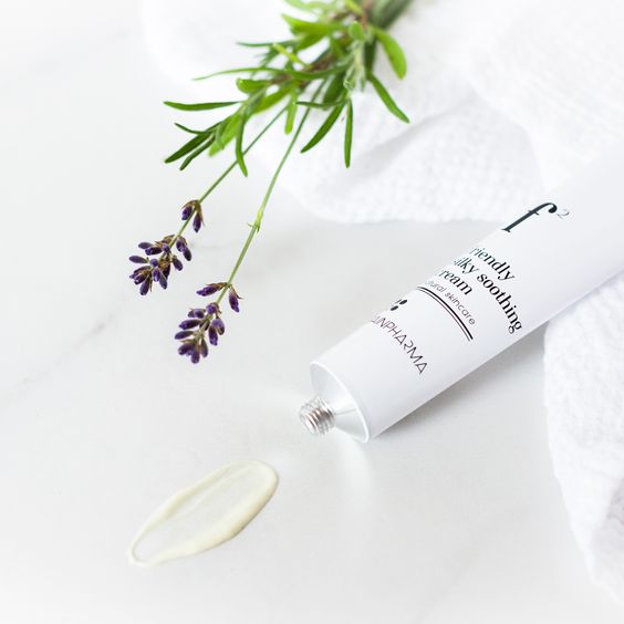 F2 FRIENDLY SILKY SOOTHING CREAM 50ML