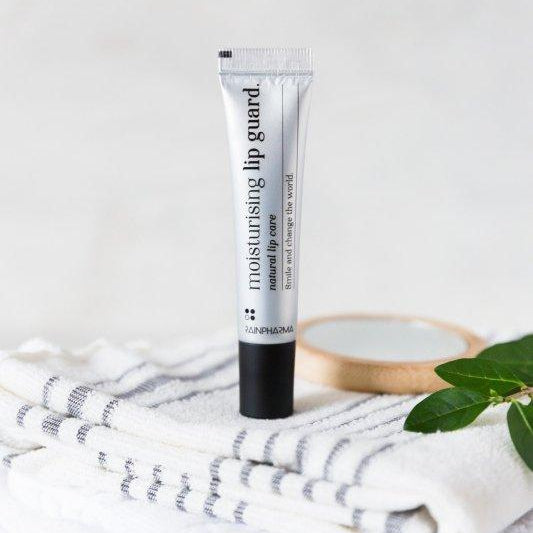 MOISTURISING LIP GUARD 15ML